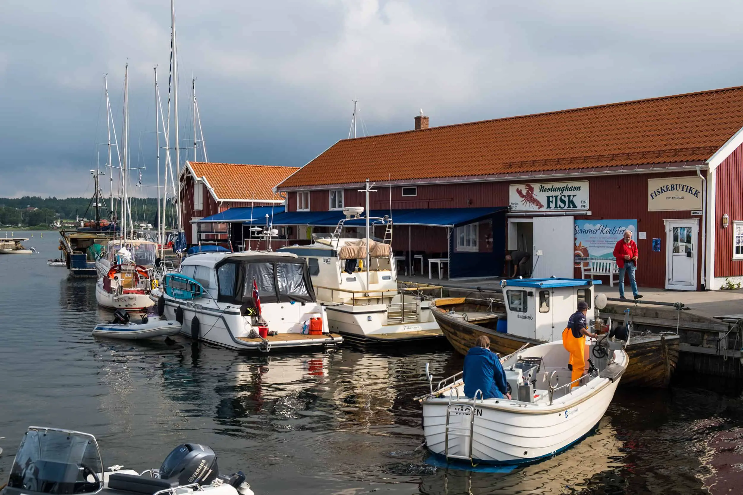 Combined harbor for private yachts and fishing boats in Nevlunghavn